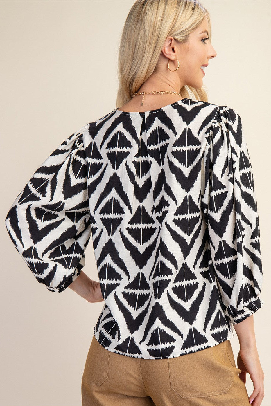Bold Print V-Neck Blouse with Voluminous Sleeves